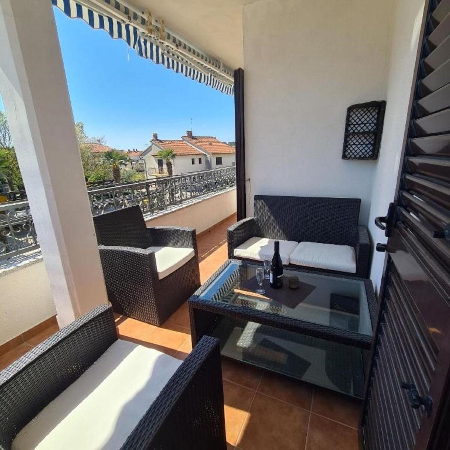 Apartments Berto - 500M To The Beach Rovinj Buitenkant foto